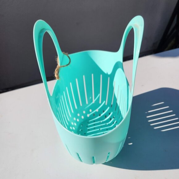 NEW Hutzler Mini Colander Garden Basket Vegetable Produce Collection w/ Handles - Picture 1 of 8